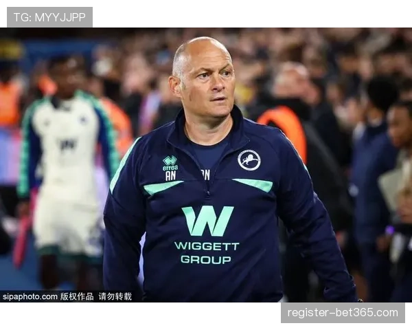 韦世豪头球,破门助广州,队逼平河北,皇冠体育,CROWN,SPORTS,皇冠体育官网,皇冠体育官网,皇冠体育下载